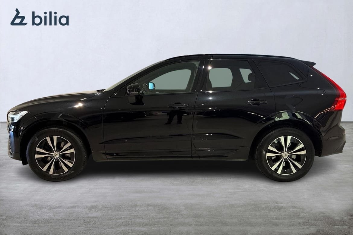 Volvo XC60 B5 AWD Bensin Plus Dark 2023, bild 2/10