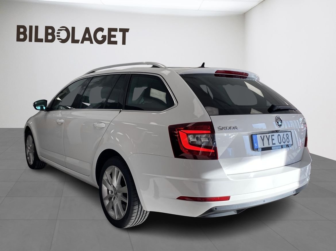 Skoda Octavia 2.0 TDI Style Aut 2019, bild 3/10