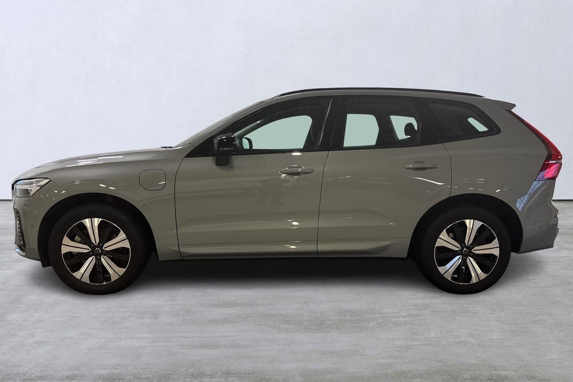 Volvo XC60 T6 Plus Dark Edition 2025, bild 2/10