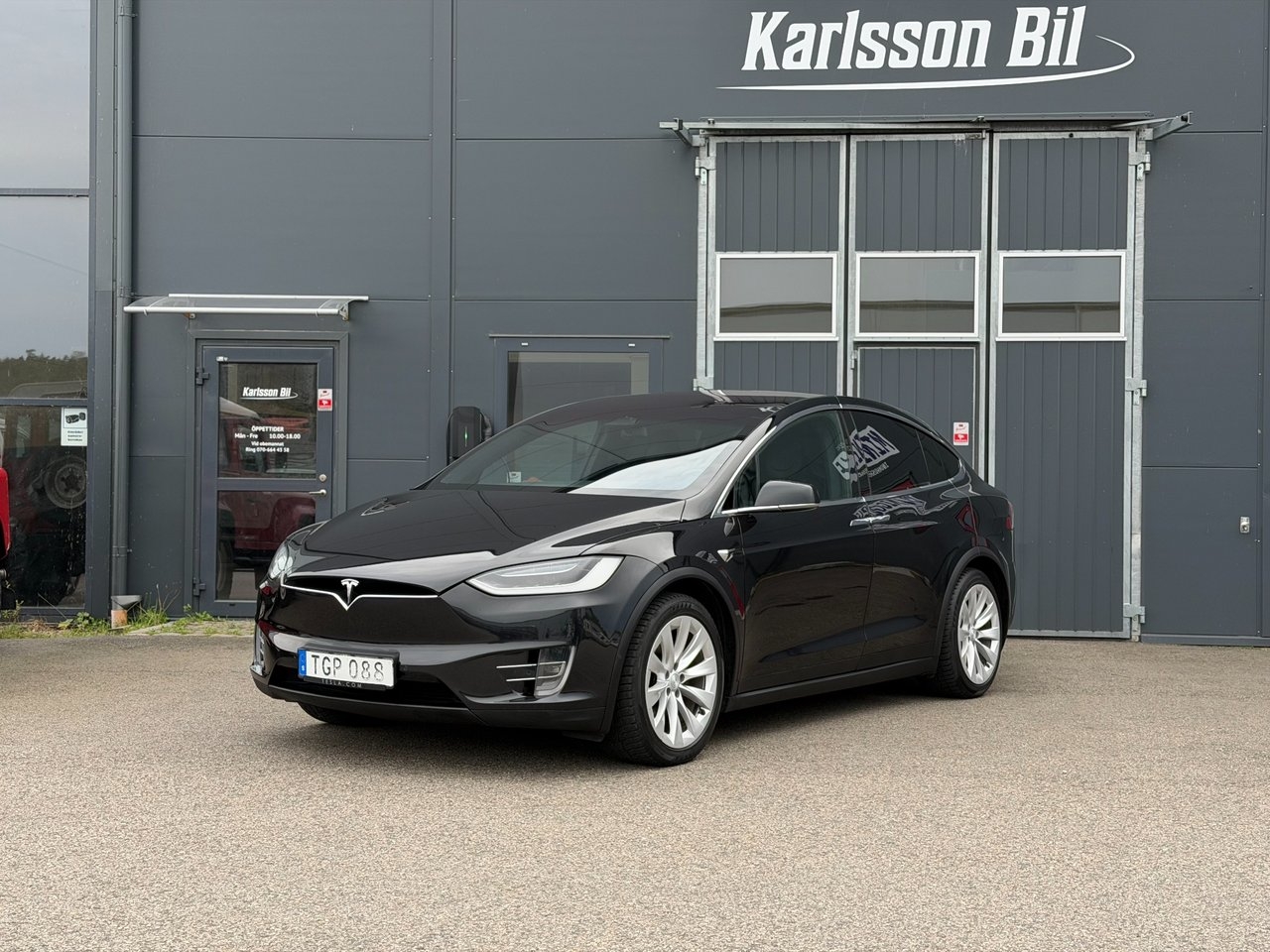 Tesla Model X
