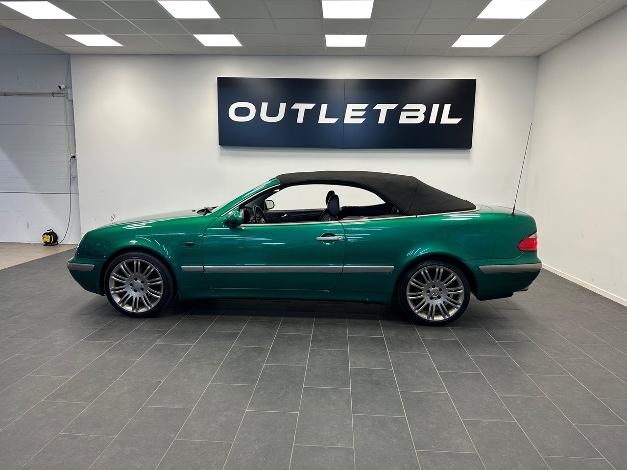 Mercedes-Benz CLK 200 Cabriolet 1999, photo 3/10