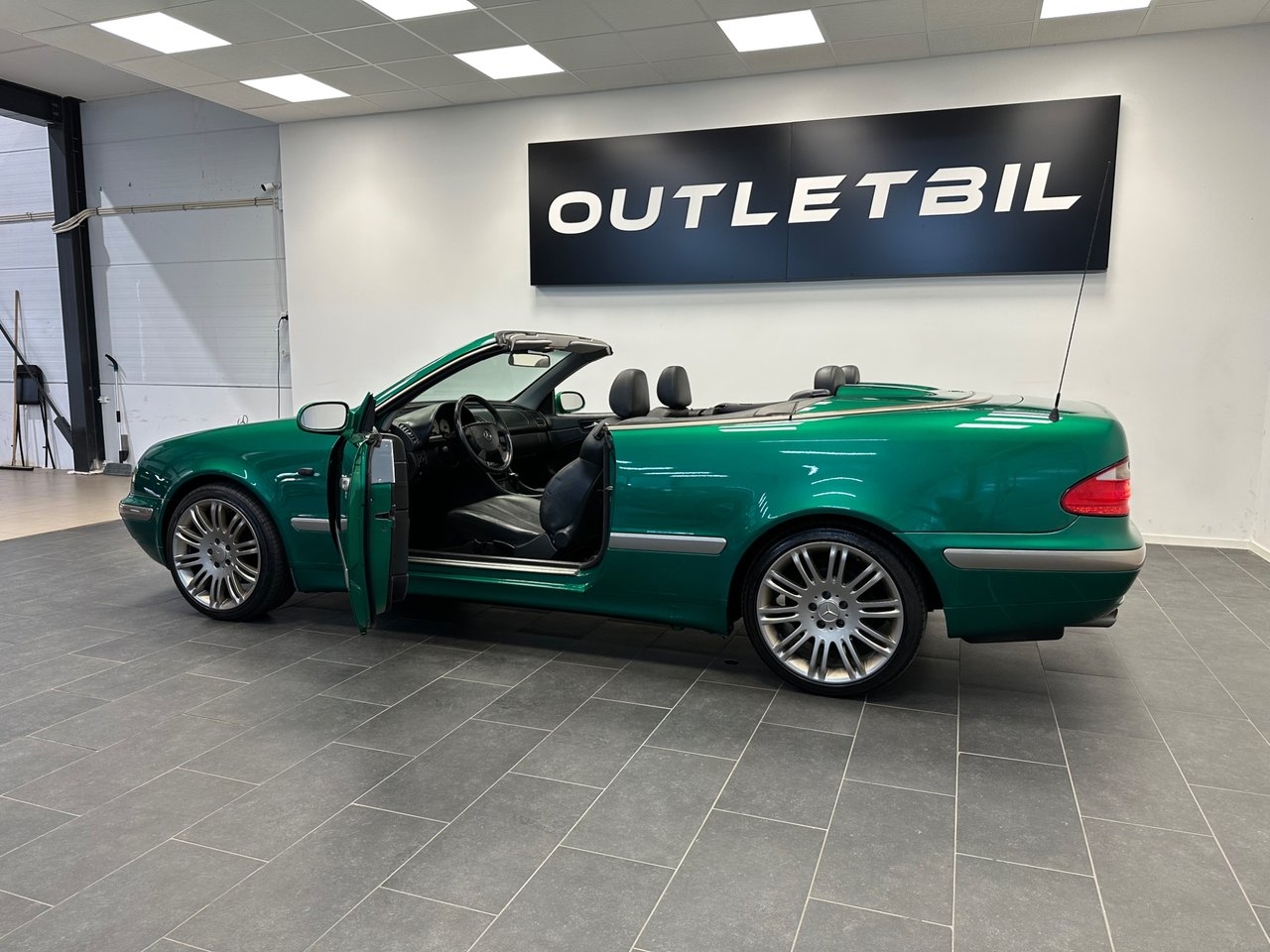 Mercedes-Benz CLK 200 Cabriolet 1999, photo 6/10