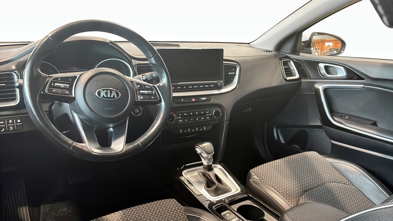 Kia Ceed Sportswagon Plug-in Hybrid 2021, bild 4/9