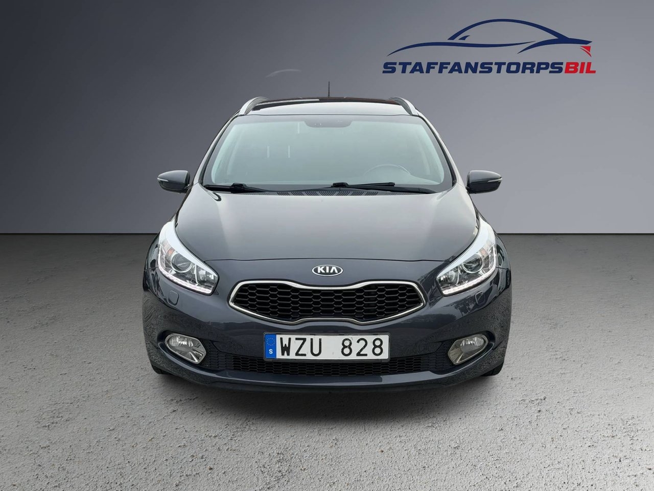 Kia Ceed cee'd_sw 1.6 CRDi EX Comfort 2013, kuva 2/10