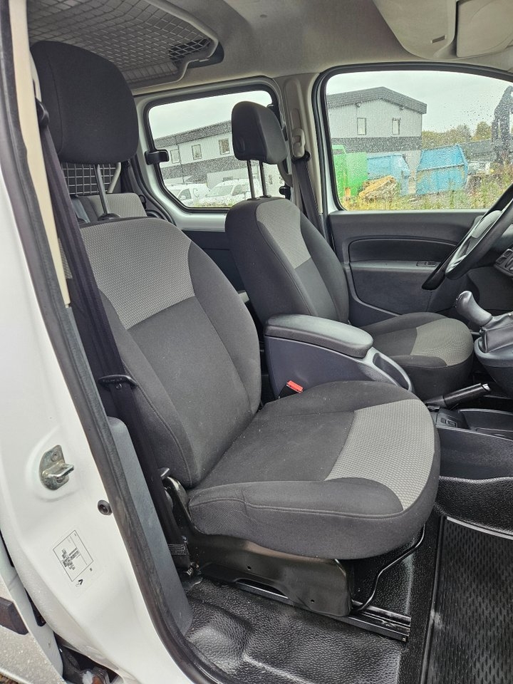 Renault Kangoo Express 2019, photo 6/8
