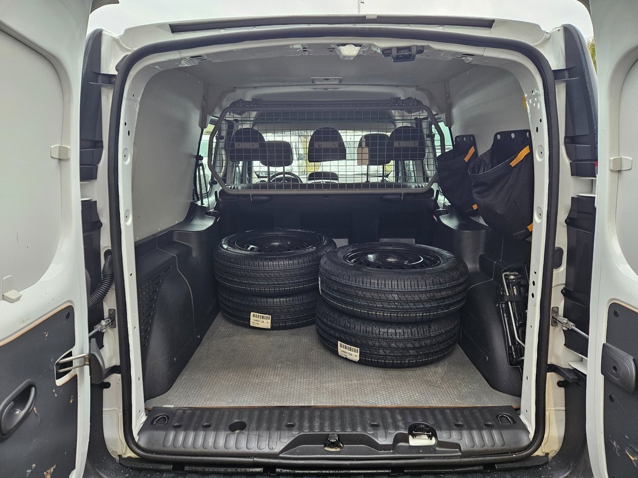 Renault Kangoo Express 2019, photo 8/8
