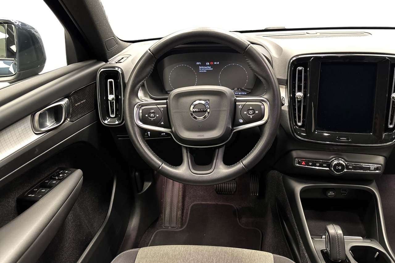 Volvo XC40 2021, kuva 7/10