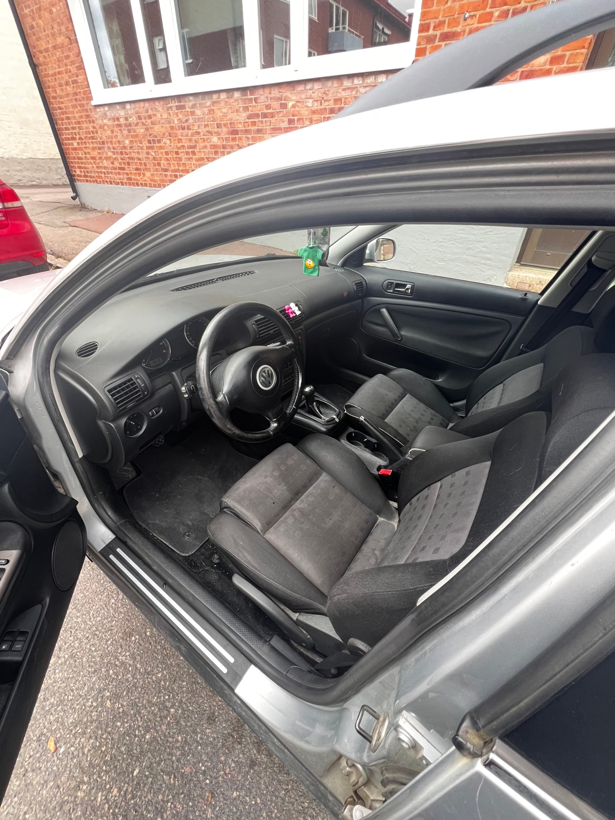 Volkswagen Passat Variant 1.8 T Manuell 2004, bild 5/10