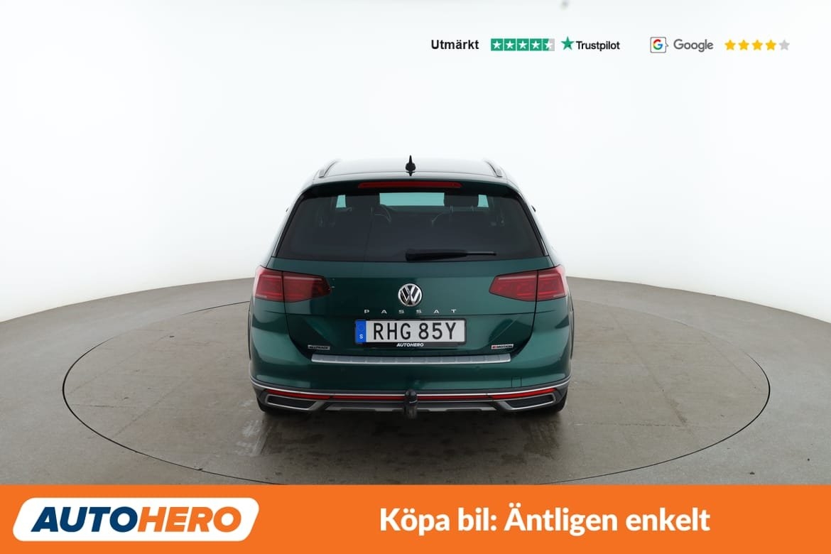 Volkswagen Passat 2020, photo 4/10