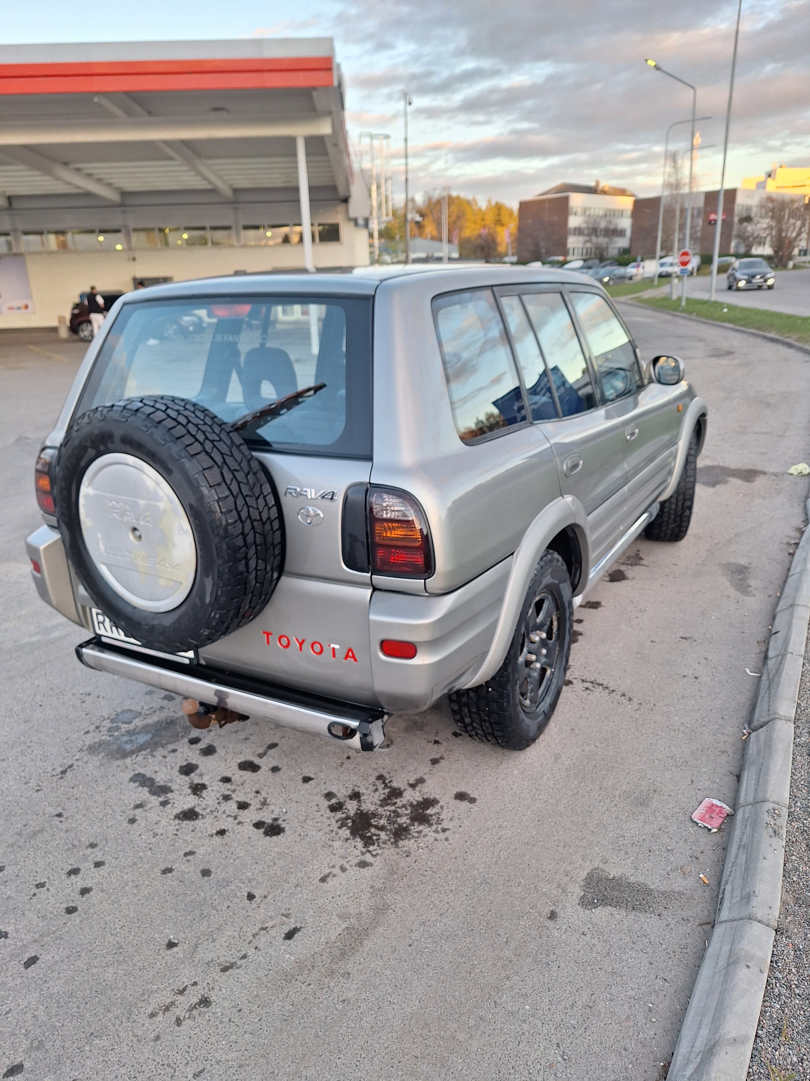 Toyota RAV4 5-dörrar 2.0 4WD Automatisk 2000, bild 5/9