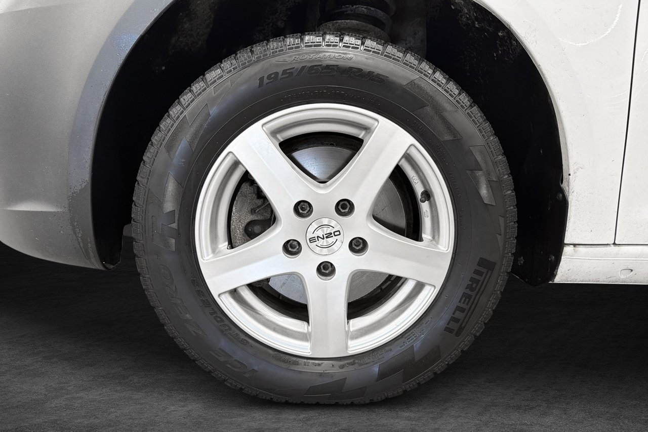 Volkswagen Caddy Maxi 2013, photo 2/10