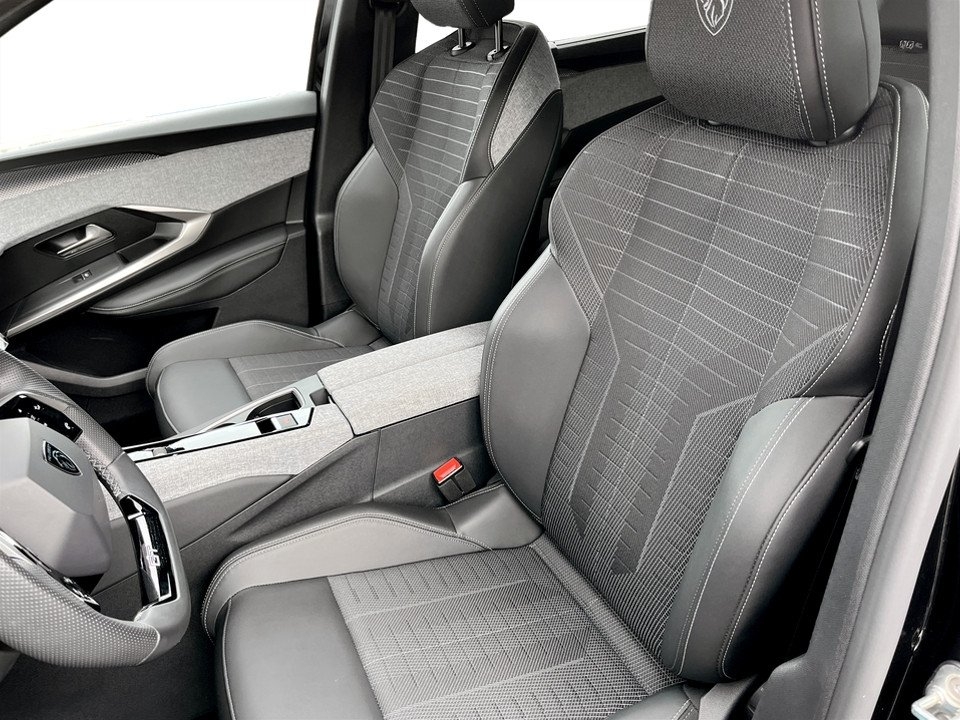 Peugeot 5008 GT Hybrid 145hk Aut 7-SITS 2025, bild 4/10