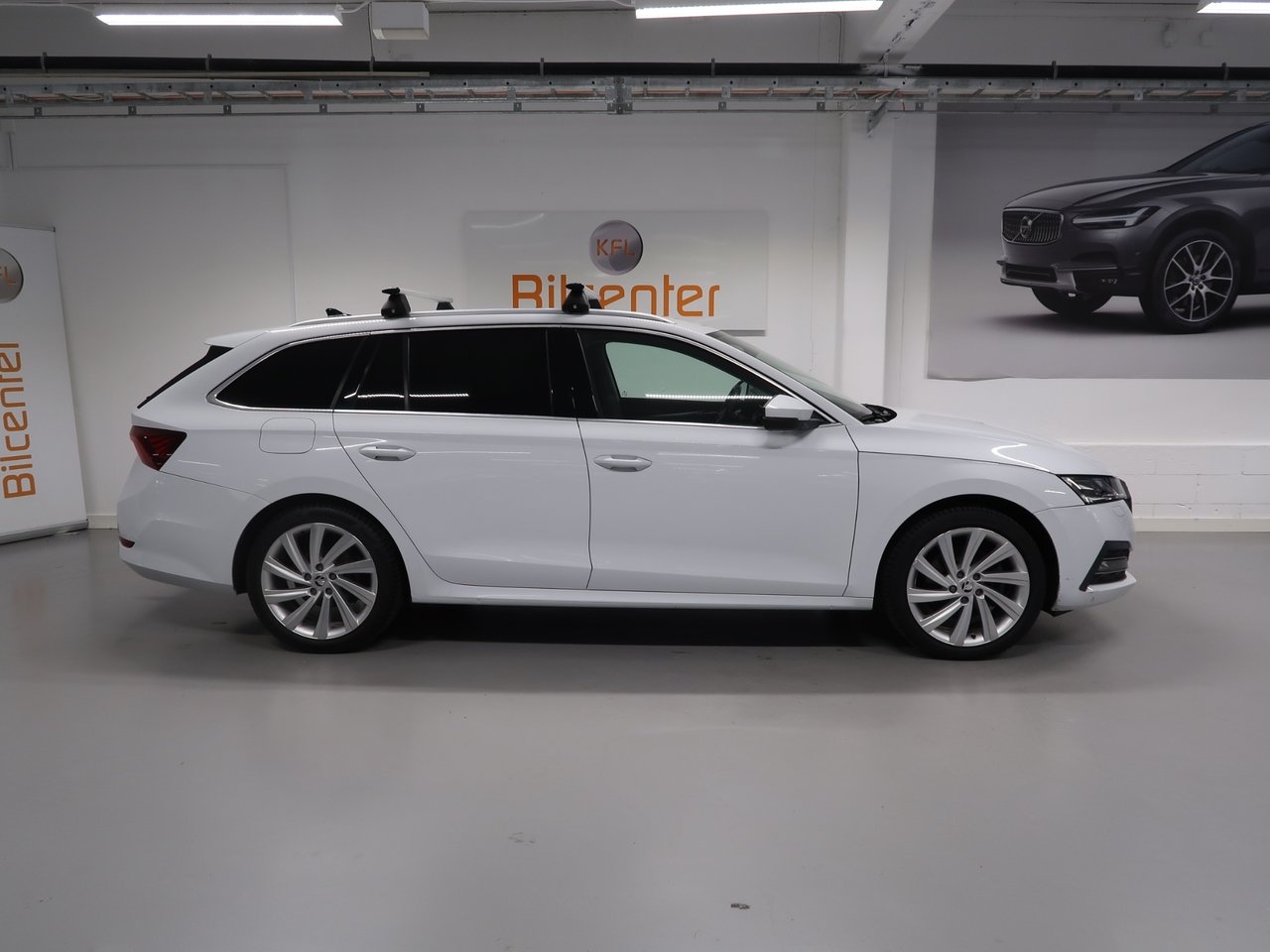 Skoda Octavia Style V-Däck ingår 2021, bild 6/10