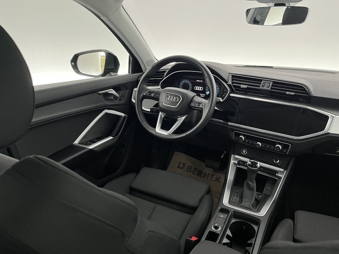 Audi Q3 35 TFSI 150hk S Tronic Drag Värm 2025, photo 6/10