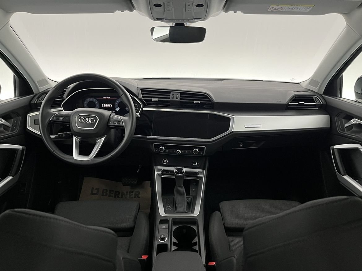 Audi Q3 35 TFSI 150hk S Tronic Drag Värm 2025, photo 5/10
