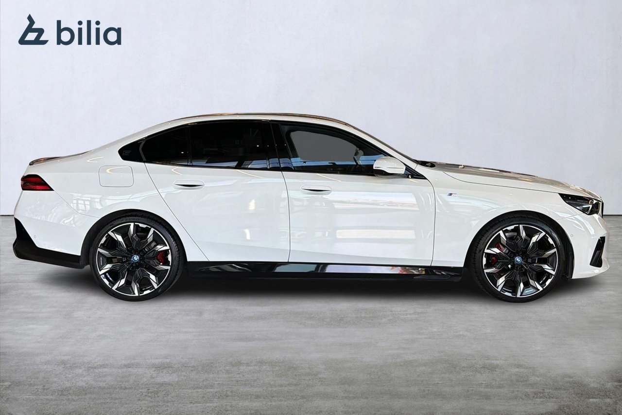 BMW 530 e xDrive M Sport PRO 2025, bild 6/10
