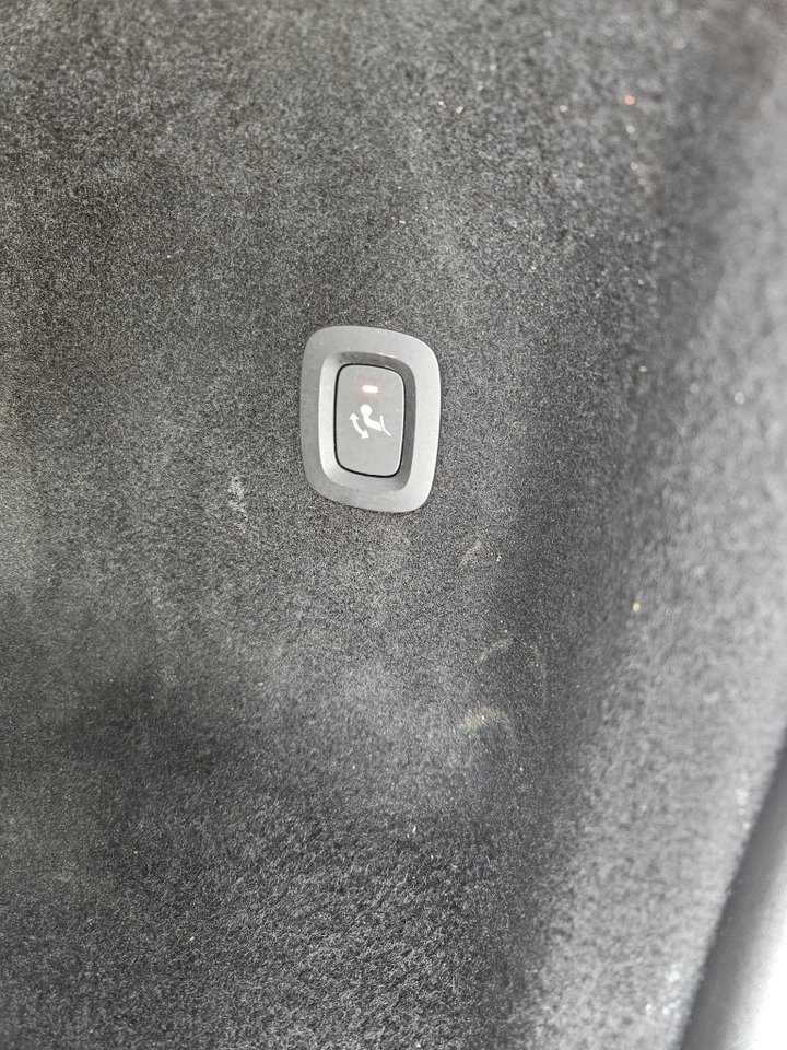 Volvo V60 2020, kuva 6/10