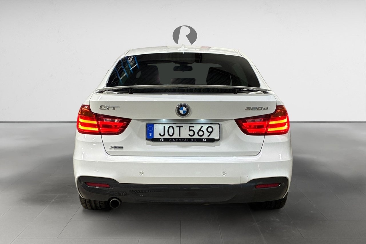 BMW 320 2015, bild 6/10