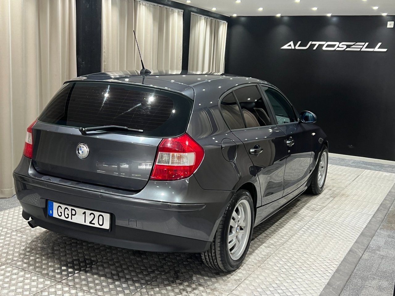BMW 116 2007, bild 7/10