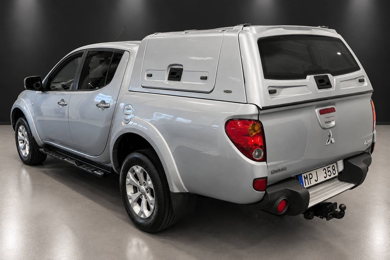 Mitsubishi L200 2011, bild 3/10