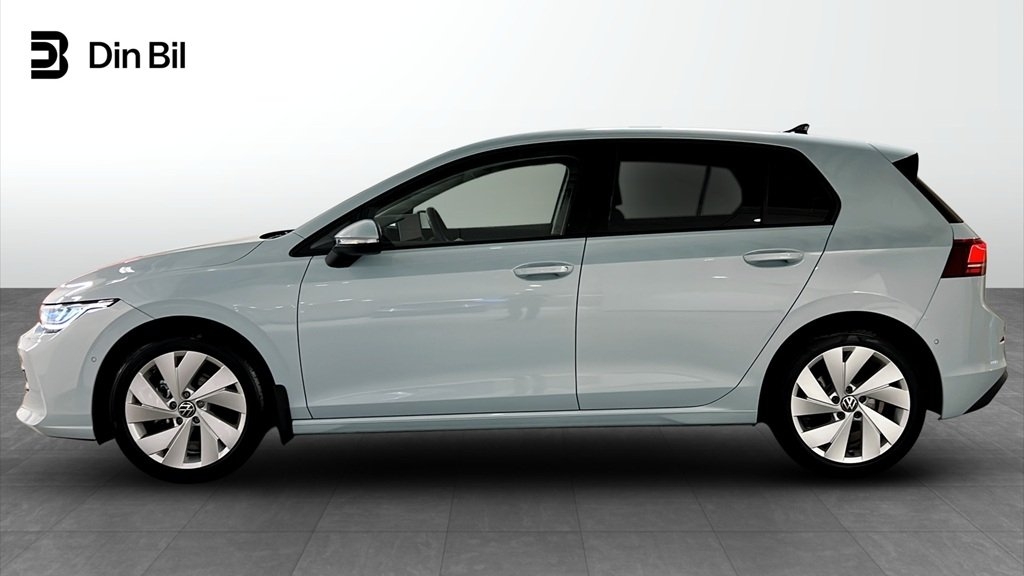 Volkswagen Golf 2025, kuva 2/10