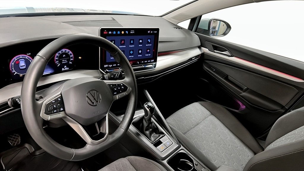 Volkswagen Golf 2025, kuva 7/10
