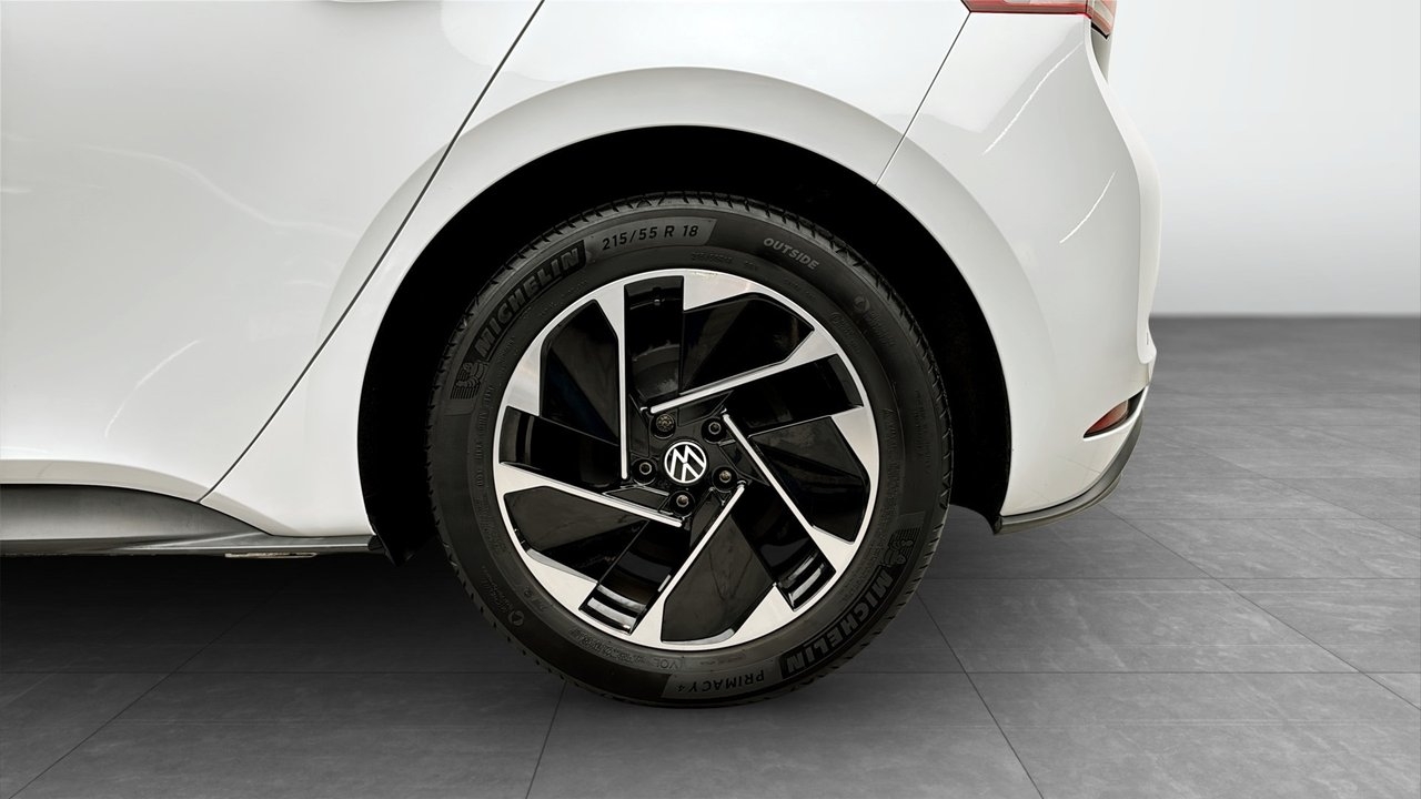 Volkswagen ID.3 Pro Perfomance/Life 2021, photo 6/10