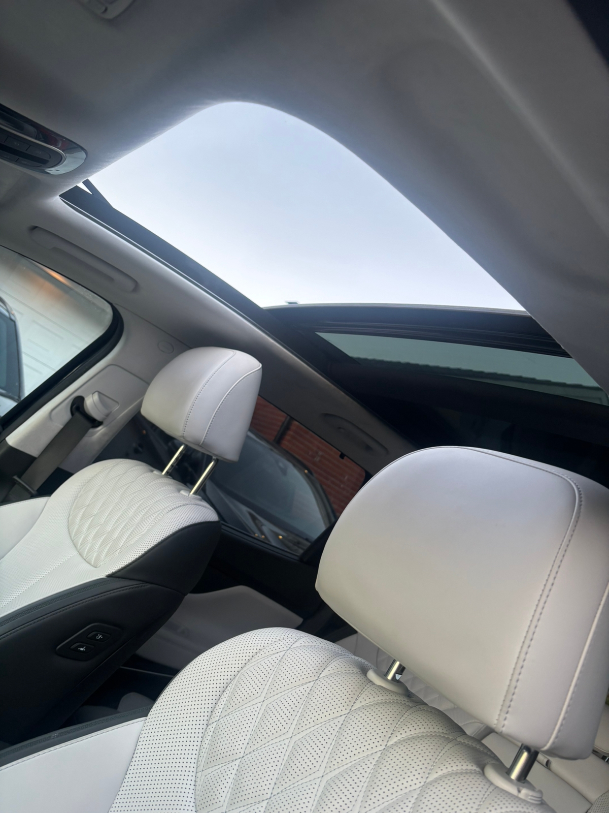 Hyundai Santa Fe 2022, kuva 7/8