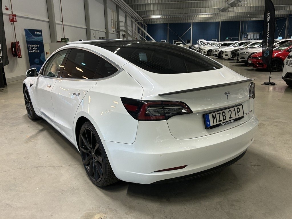 Tesla Model 3 Performance 2020, kuva 5/10