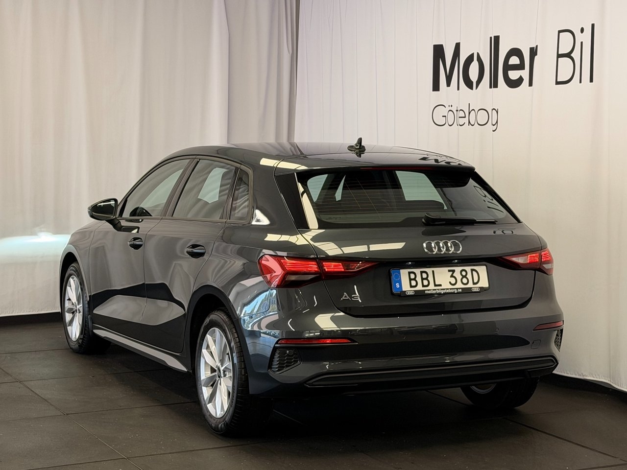 Audi A3 Sportback 35 TFSI Proline 2024, bild 4/14