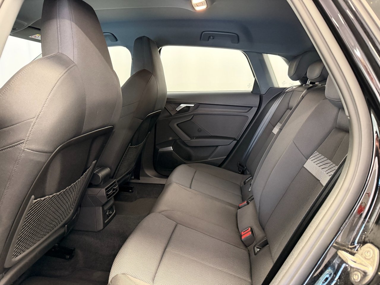 Audi A3 2025, bild 7/13