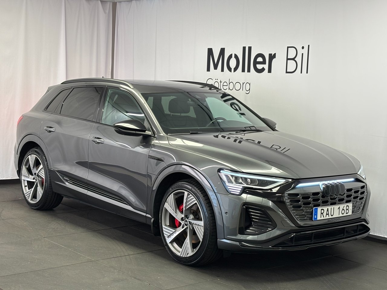 Audi e-tron 55