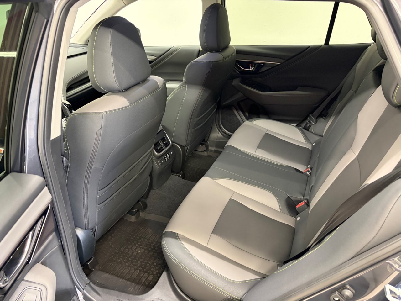 Subaru Outback 2.5 4WD XFuel Field 2025, kuva 6/10