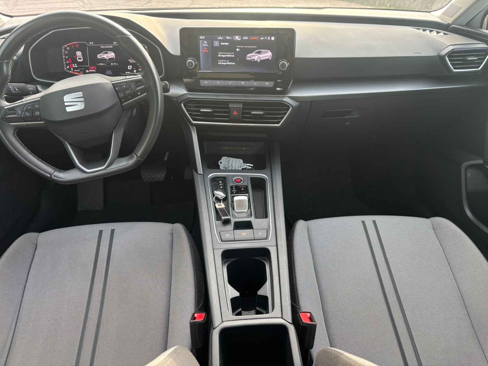 Seat Leon 1.0 eTSI DSG Sekventiell 2021, bild 3/7