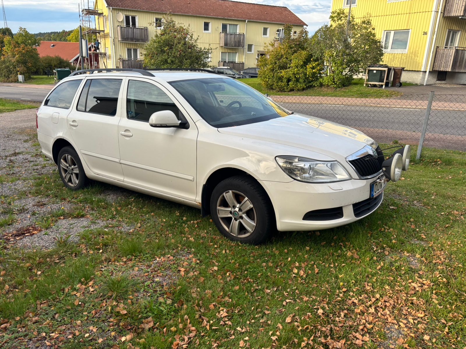 Skoda Octavia Kombi 1.6 TDI 4x4 Manuell 2013, bild 3/3