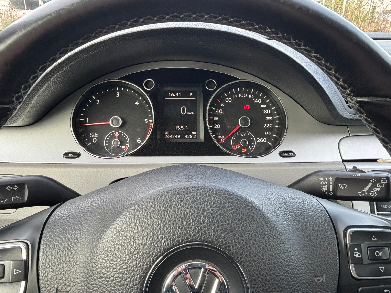 Volkswagen Passat 2010, bild 4/6