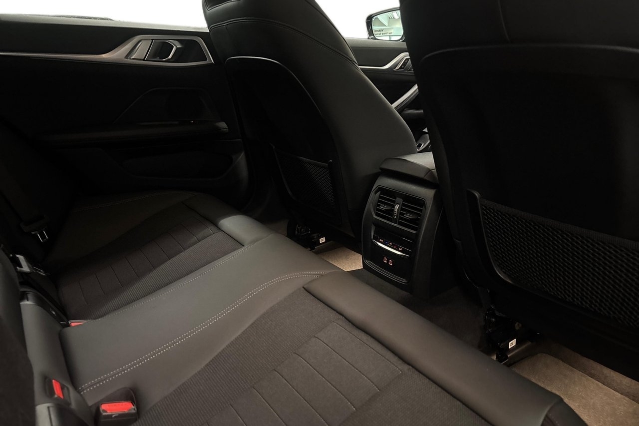 BMW i4 eDrive 40 Gran Coupé 2024, bild 7/10