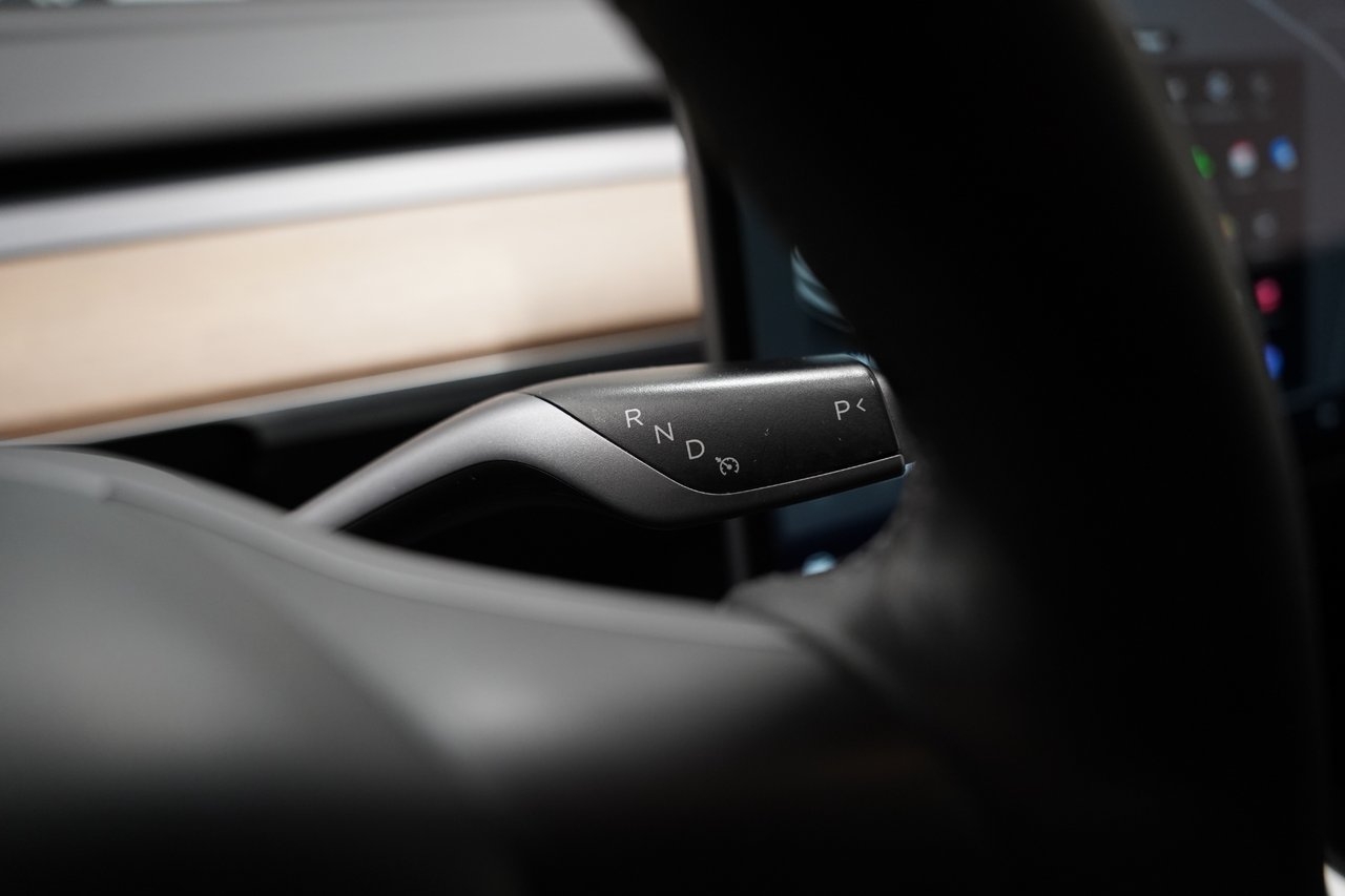 Tesla Model Y 2023, bild 6/10