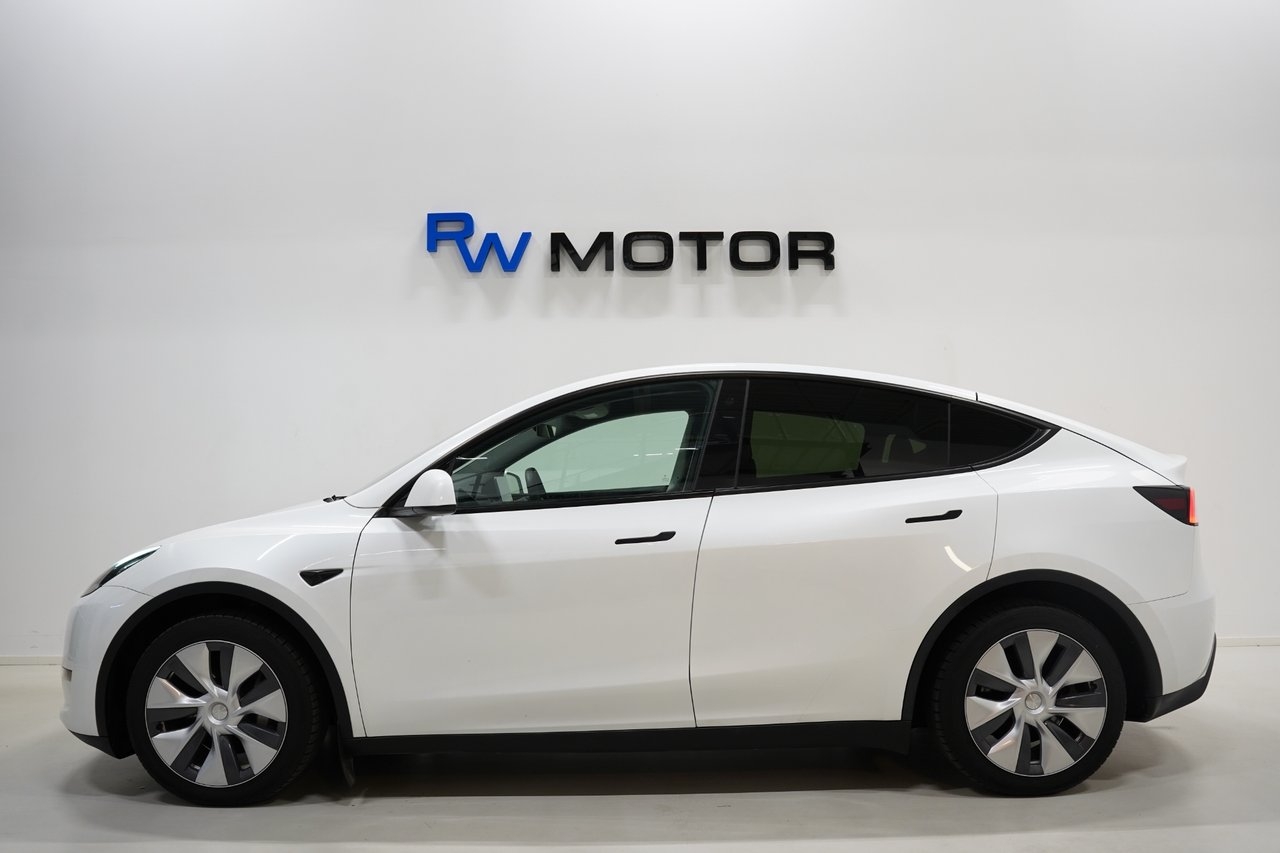 Tesla Model Y 2023, bild 3/10