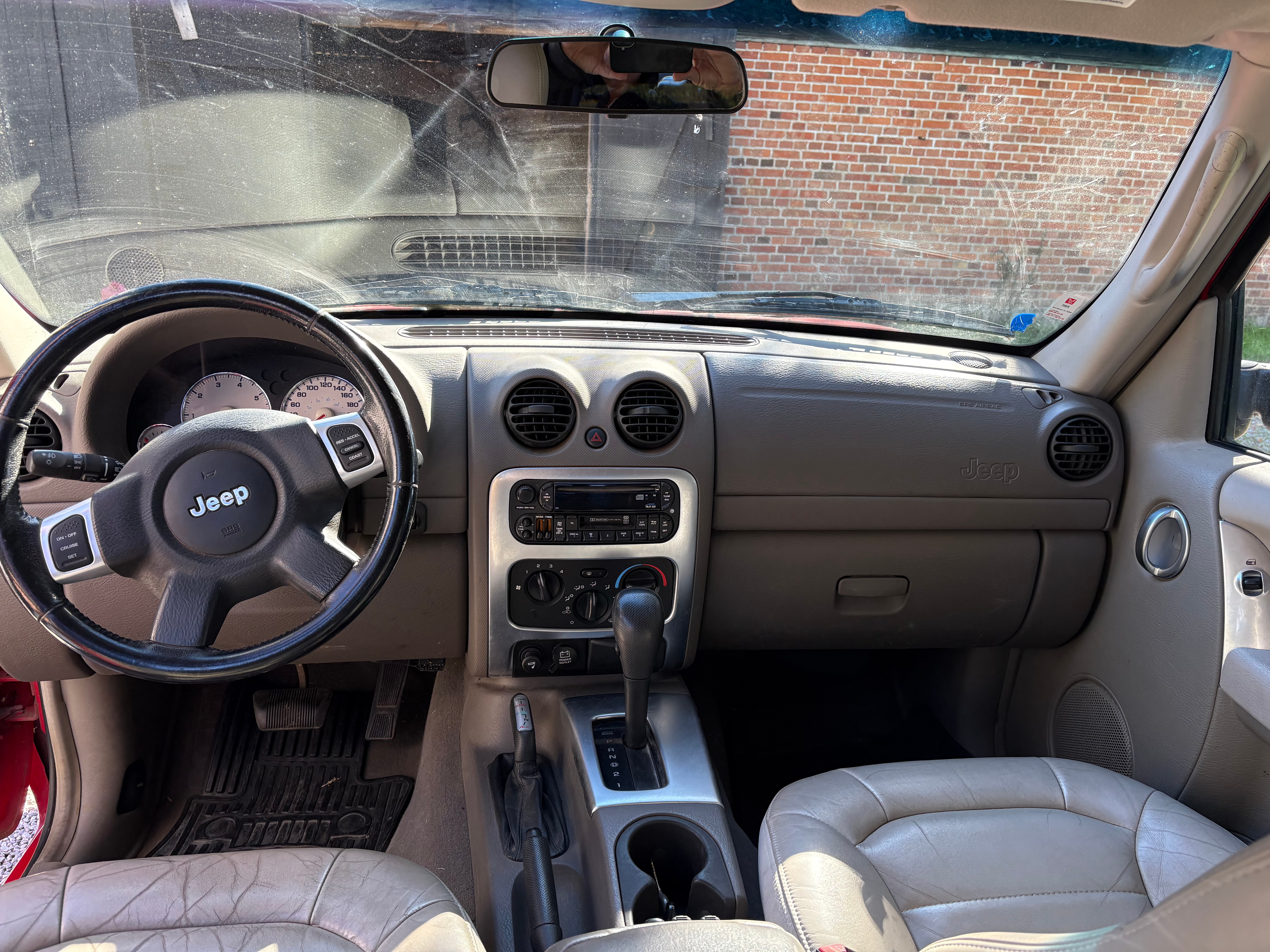Jeep Cherokee 3.7 V6 4WD Automatisk 2002, bild 3/5
