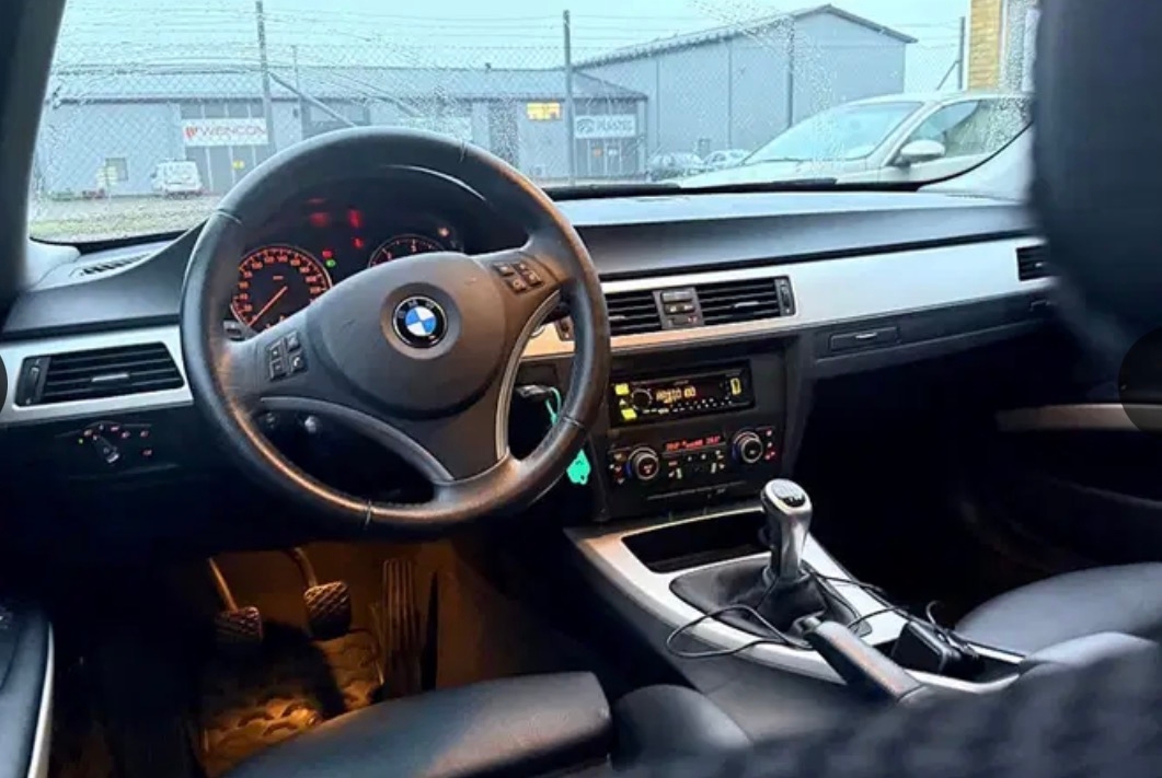 BMW 320 d Touring Manuell 2012, bild 6/8