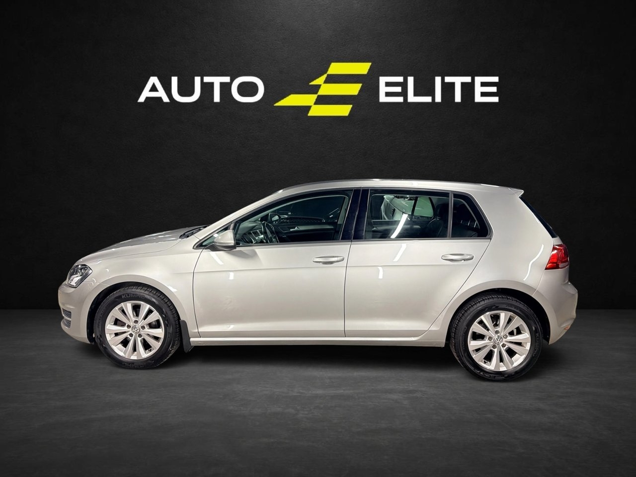 Volkswagen Golf 5-DÖRRAR 2015, photo 2/10