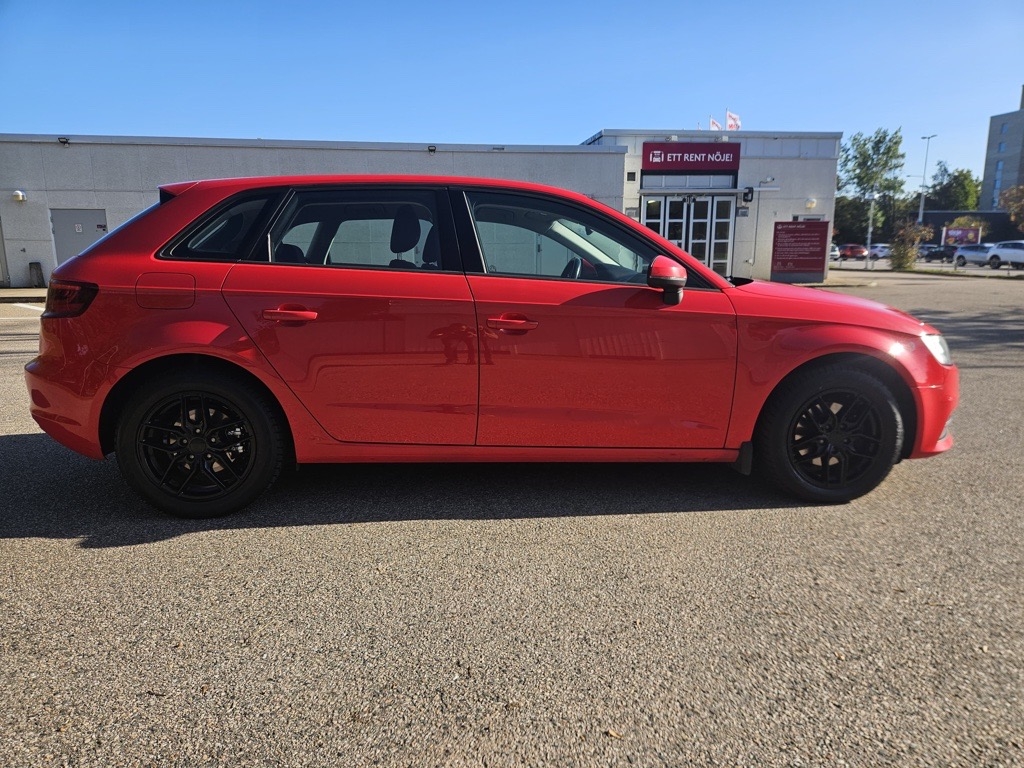 Audi A3 Sportback 2.0 TDI Manuell 2014, bild 5/10