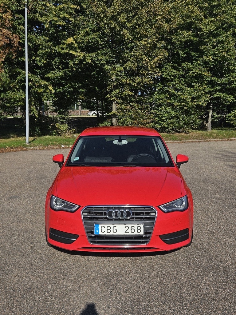 Audi A3 Sportback 2.0 TDI Manuell 2014, bild 4/10