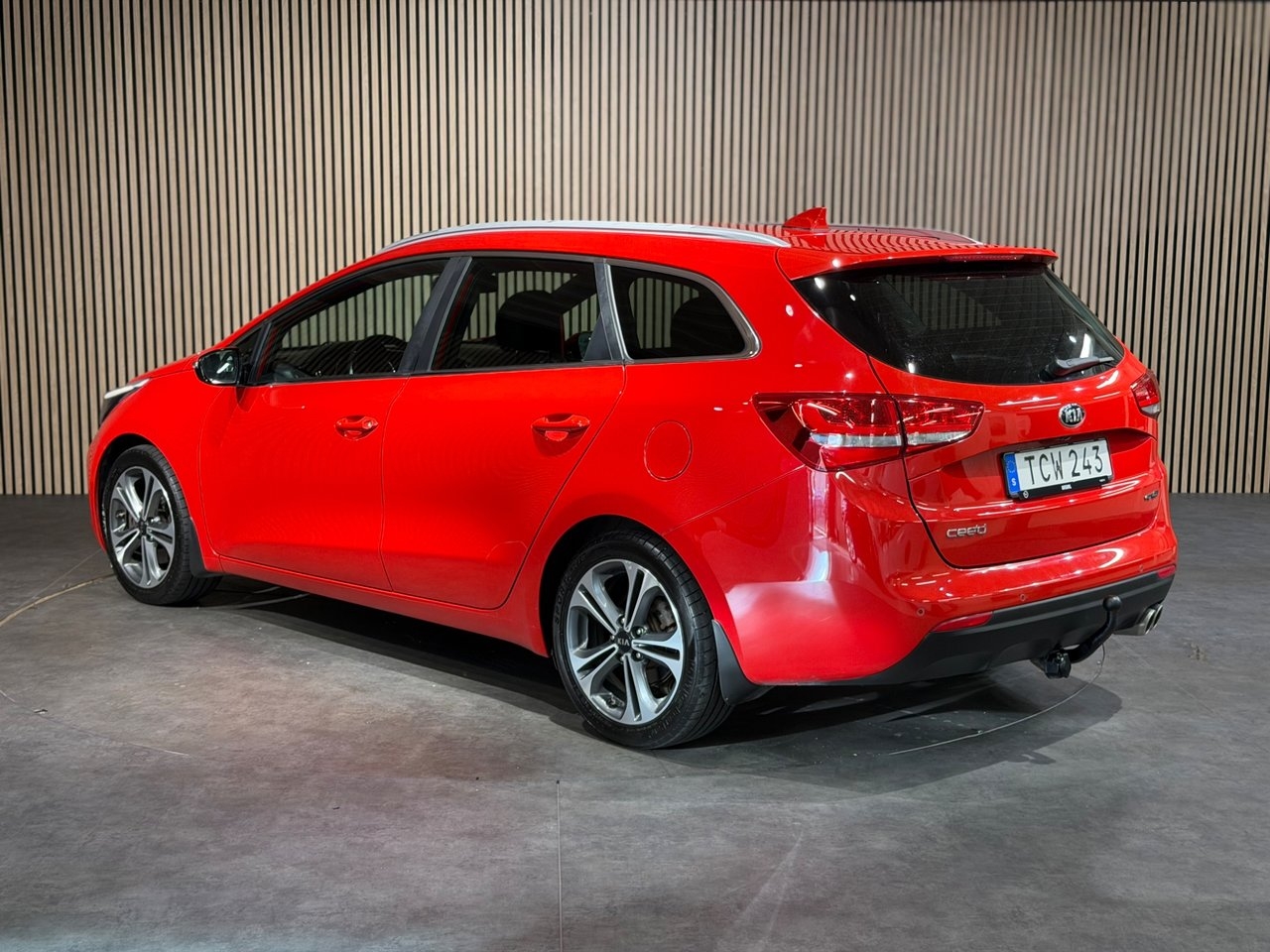 Kia Ceed SW 1.6 CRDi GT-Line 2017, bild 5/10