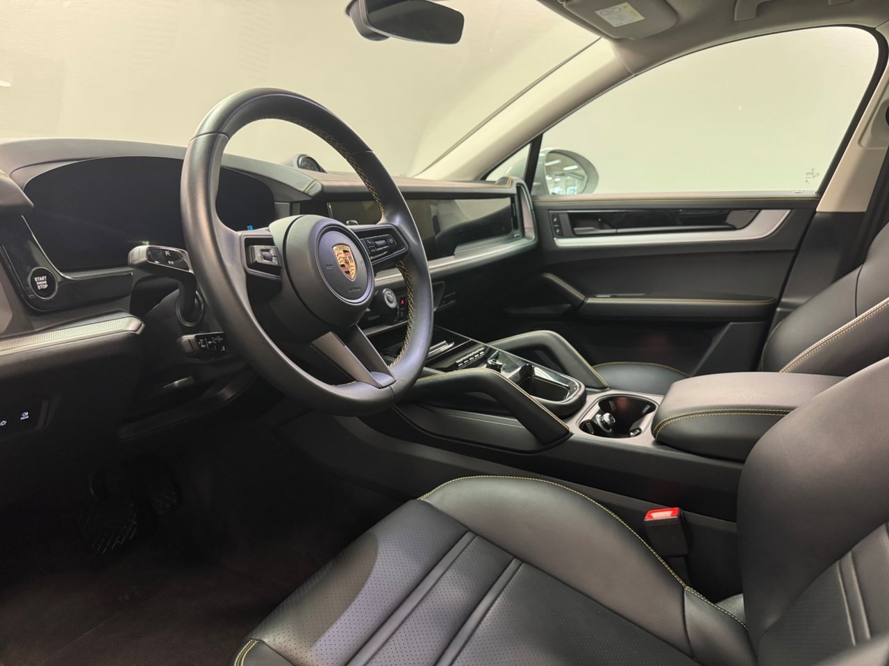 Porsche Cayenne Coupe E-Hybrid 2025, bild 6/10