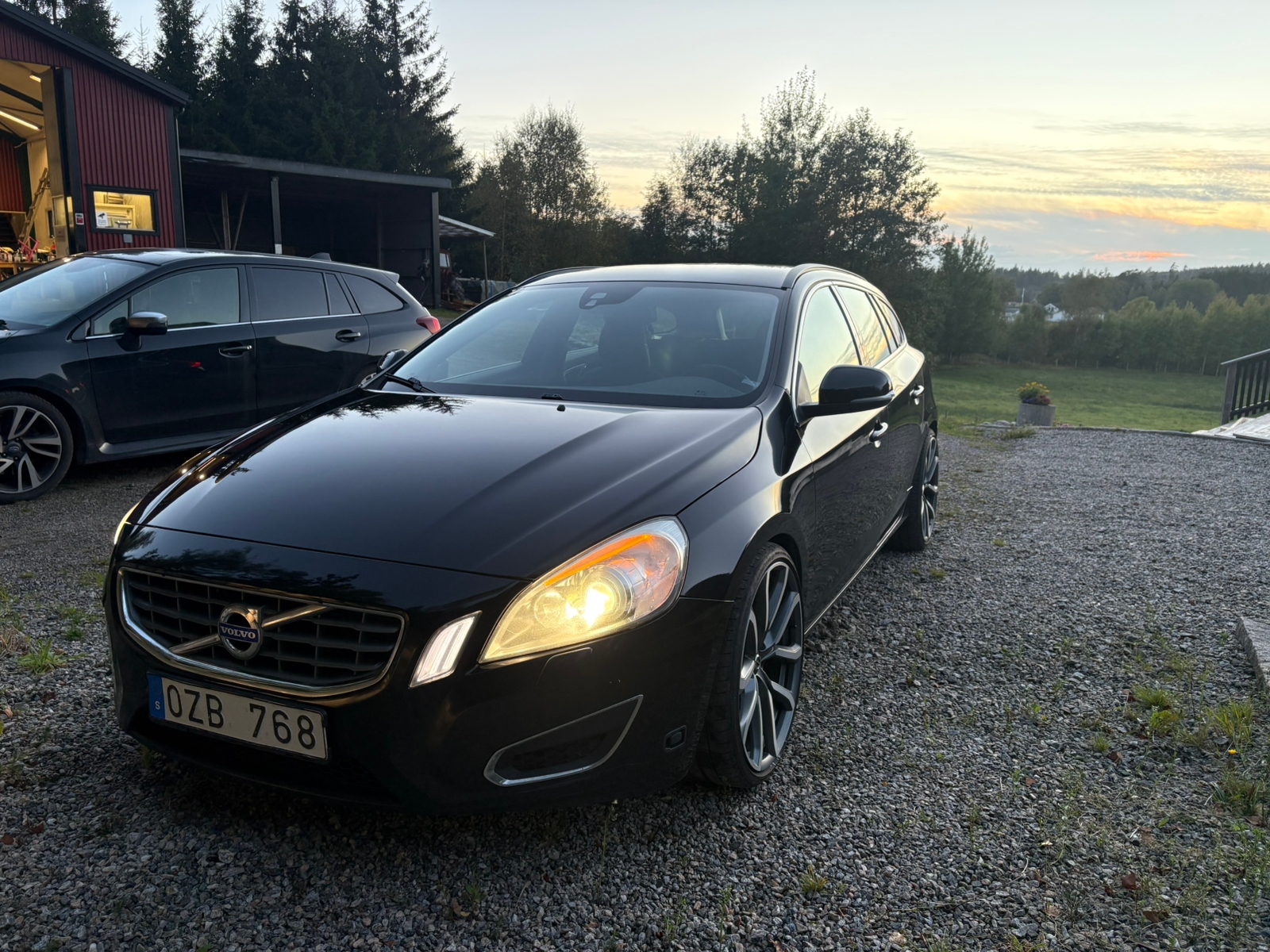 Volvo V60 D4 AWD Geartronic 2013, bild 2/10