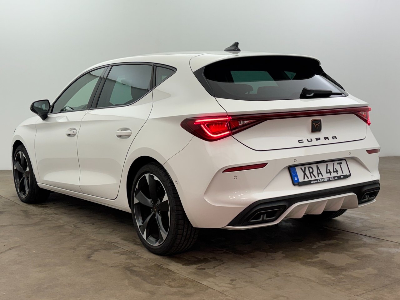 Cupra Leon 1.5 eTSI 150hk Backkamera 2024, bild 4/10