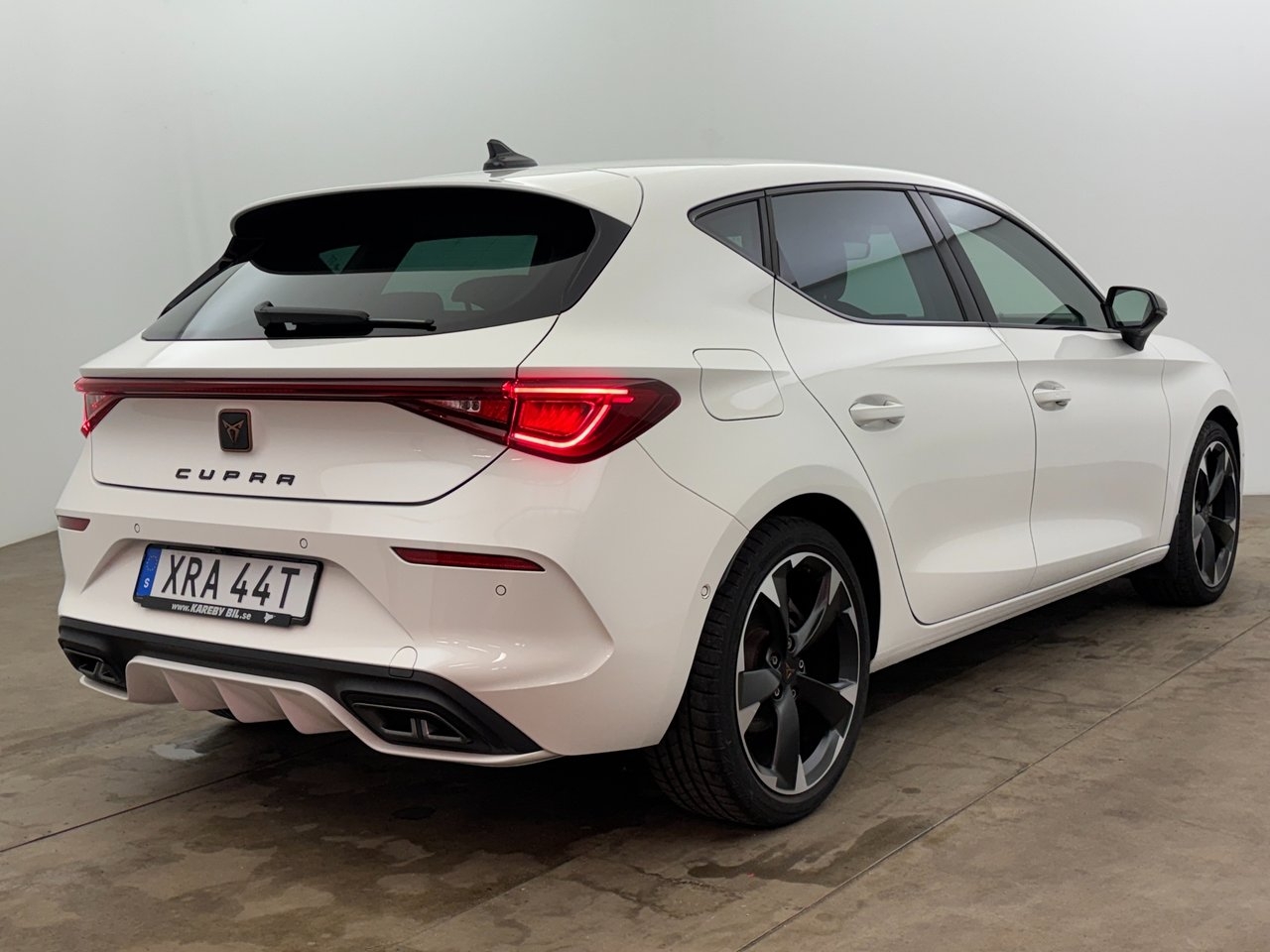 Cupra Leon 1.5 eTSI 150hk Backkamera 2024, bild 6/10