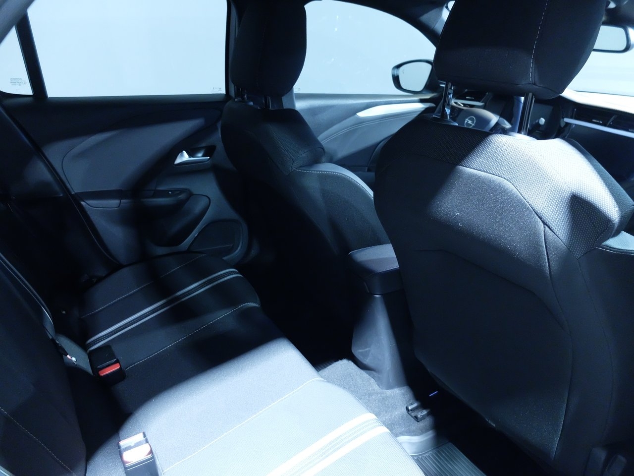 Opel Corsa GS P100 AUT BLACK ROOF Apple 2025, kuva 7/8